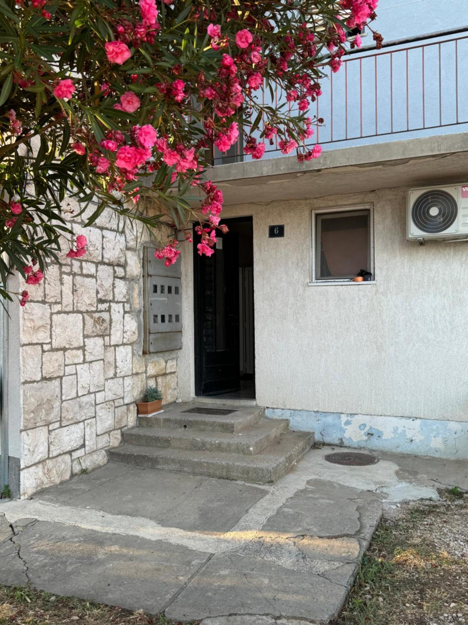 Apartman Laura Ploce  Extérieur photo